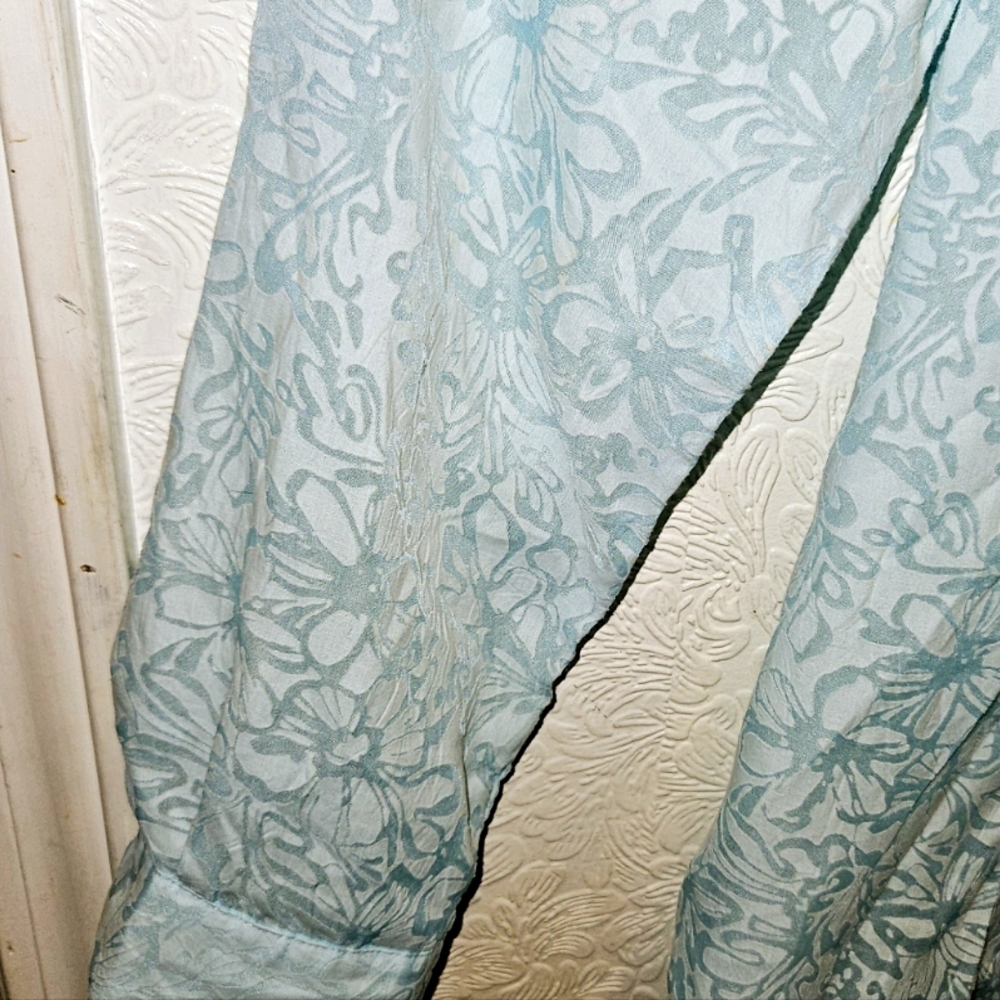 Blouse - Picture 7 of 9